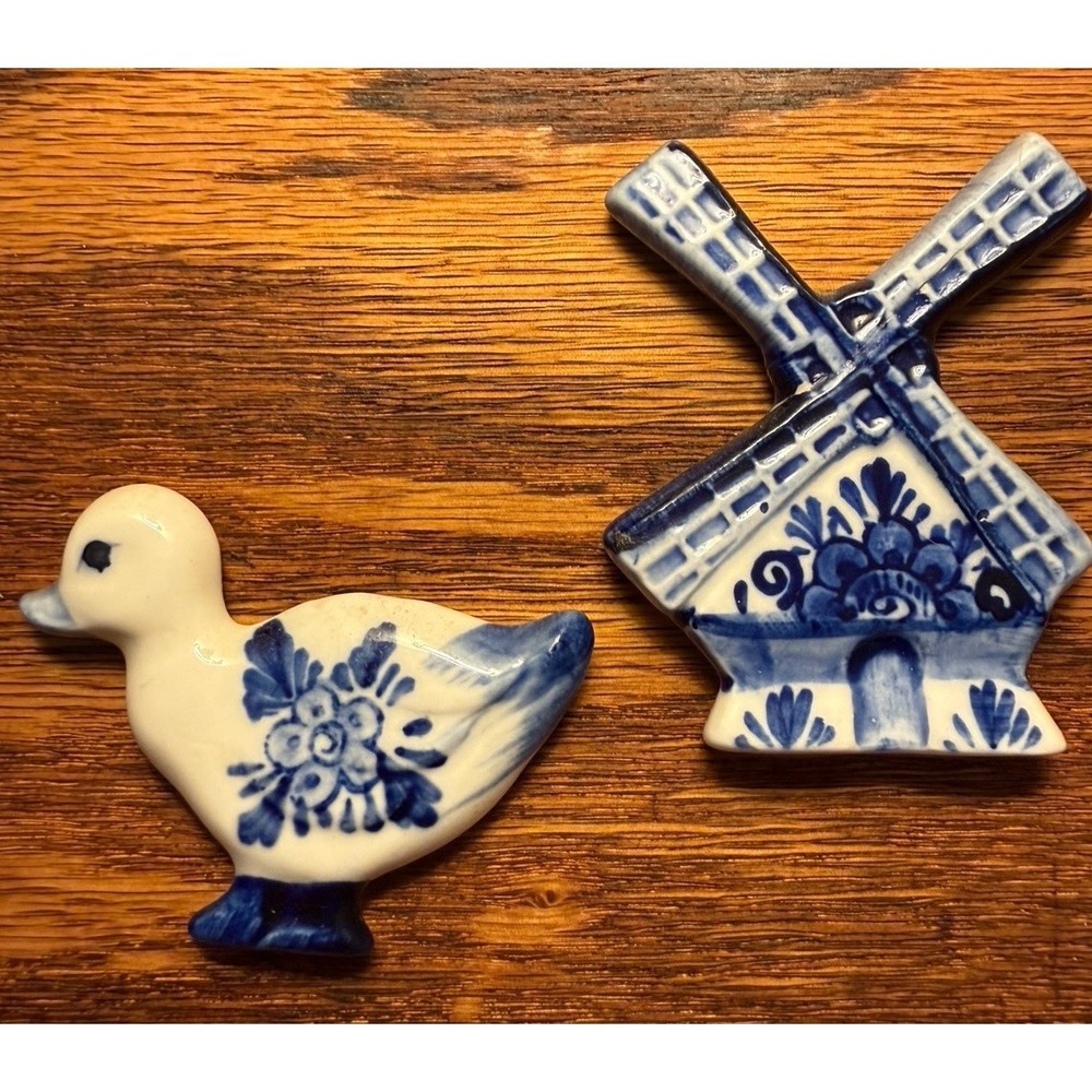 Vintage Delft Blue Style Dutch Windmill Duck Ceramic Refrigerator Magnets Set 2 - Picture 1 of 7